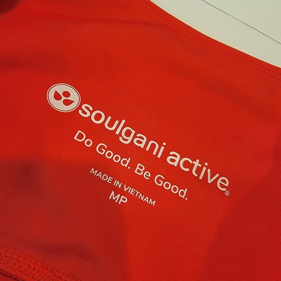 Soulgani Active Heart of It All Legging Size MP NWOT! Flame Red - Picture 8 of 11